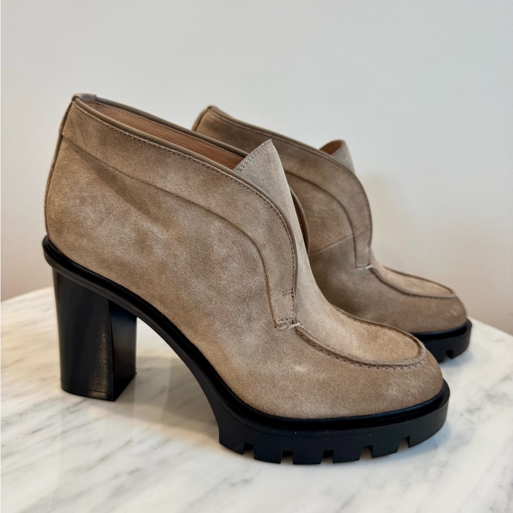 Santoni 75MM Suede Lug Sole Booties